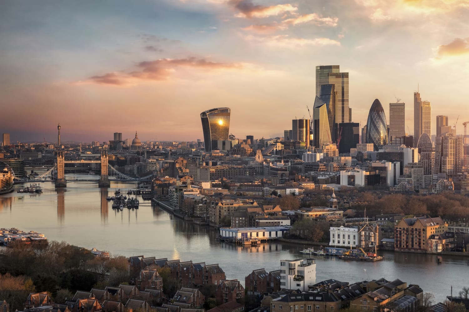 Best Places to Live Near London in 2024 Essential Living